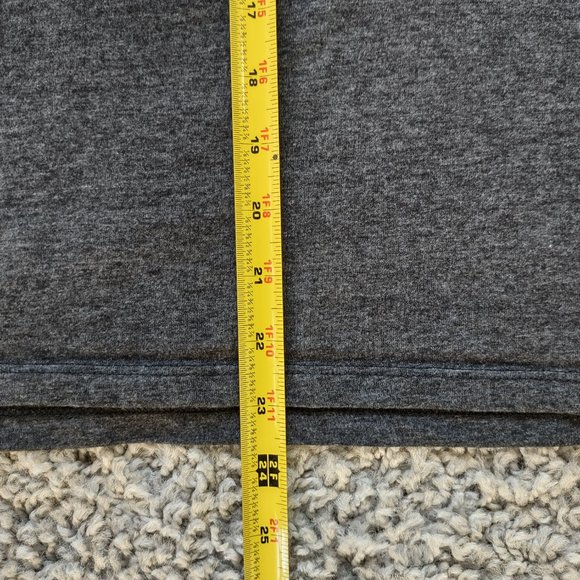 Star Wars Shirt Womens Small Baby Yoda Christmas - Picture 5 of 9